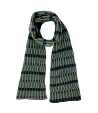 oskar_scarf